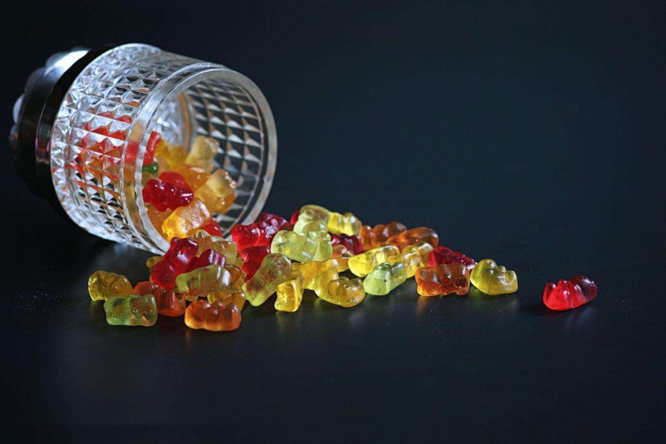 Are THC gummies considered a form of edibles?